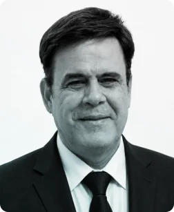 Maurício Menezes de Faria