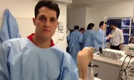 Dr. Murilo Moreira participa de curso de lesões complexas do joelho, em São Paulo